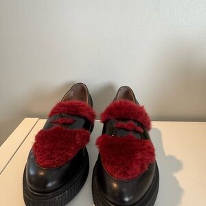 Browns couture Women's Black and Red Fur Accent Shoes size 39